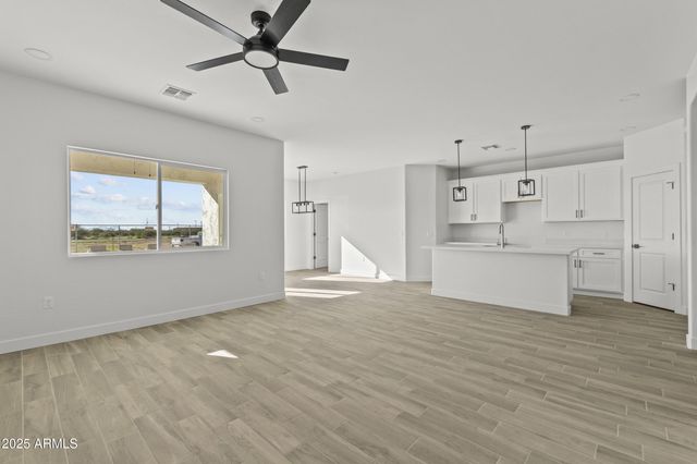 26391 W Desert Crest Street, Casa Grande, AZ 85193