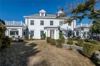 19 Lanark, Yonkers, NY 10705