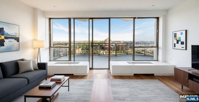 2077 Center Avenue 22H, Fort Lee, NJ 07024