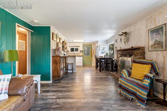 6230 Waterfall Loop, Manitou Springs, CO 80829