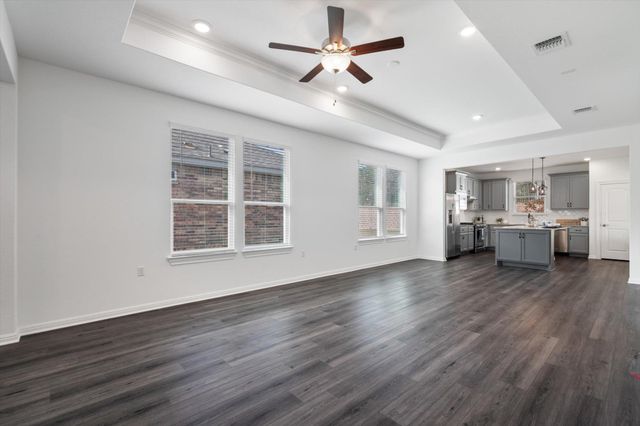 212 Coachsmith ST, Georgetown, TX 78633