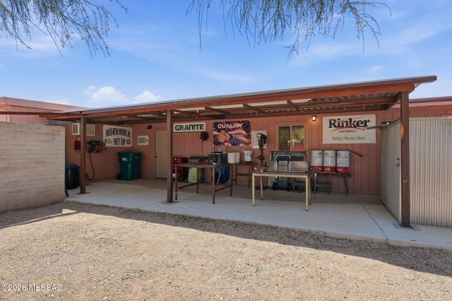 900 W Las Palmas Drive, Tucson, AZ 85704