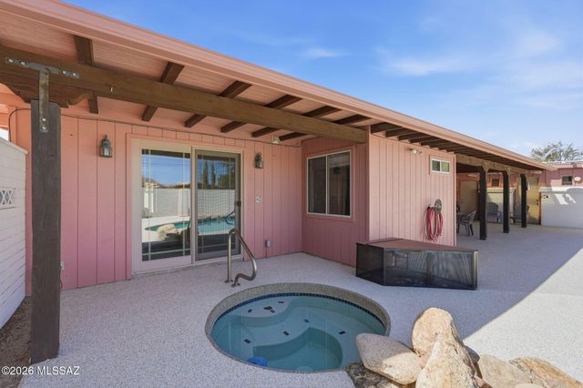 900 W Las Palmas Drive, Tucson, AZ 85704