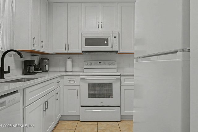 7341 EL OCHO Road 1, Jacksonville, FL 32216