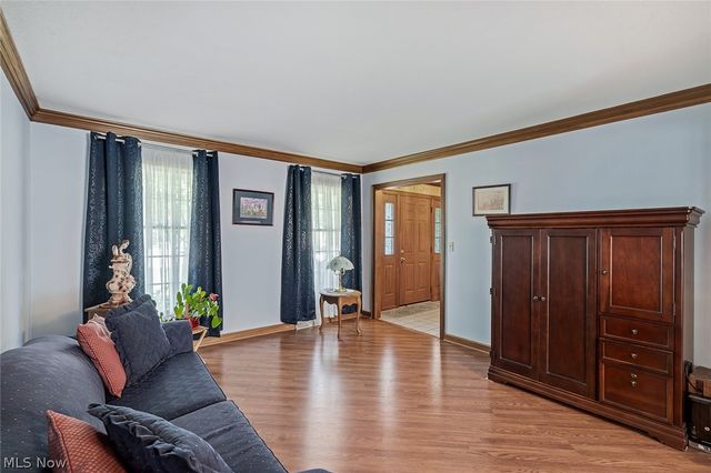 3053 Chablis Lane, Youngstown, OH 44514