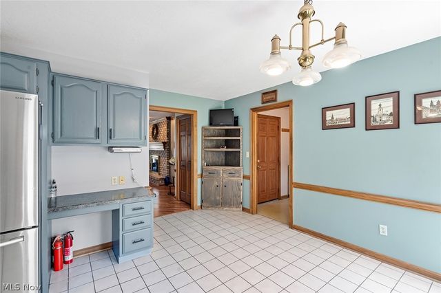 3053 Chablis Lane, Youngstown, OH 44514