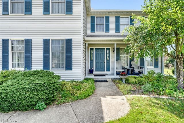3053 Chablis Lane, Youngstown, OH 44514