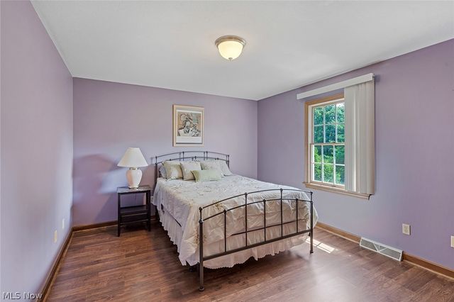 3053 Chablis Lane, Youngstown, OH 44514