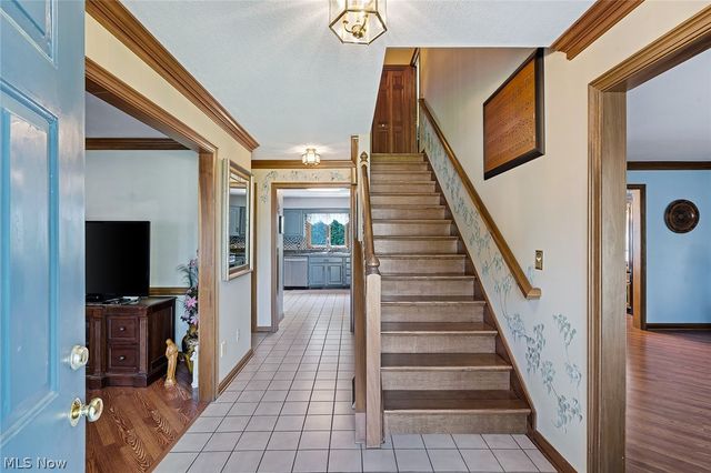 3053 Chablis Lane, Youngstown, OH 44514
