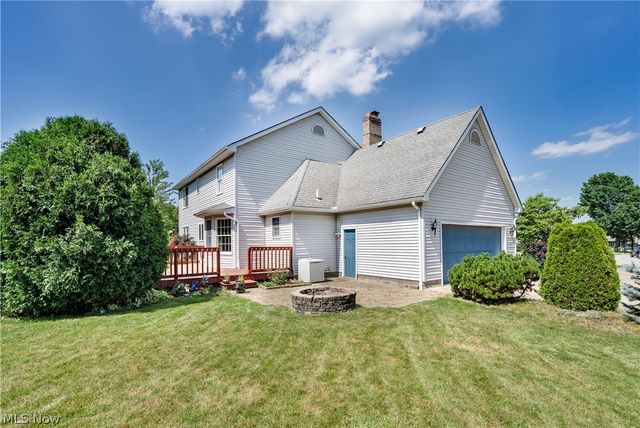 3053 Chablis Lane, Youngstown, OH 44514