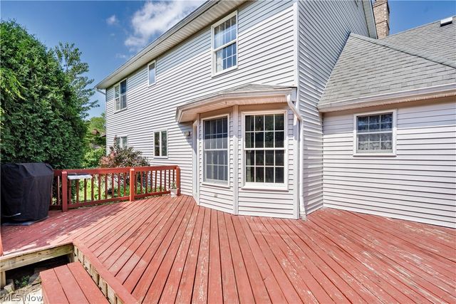 3053 Chablis Lane, Youngstown, OH 44514