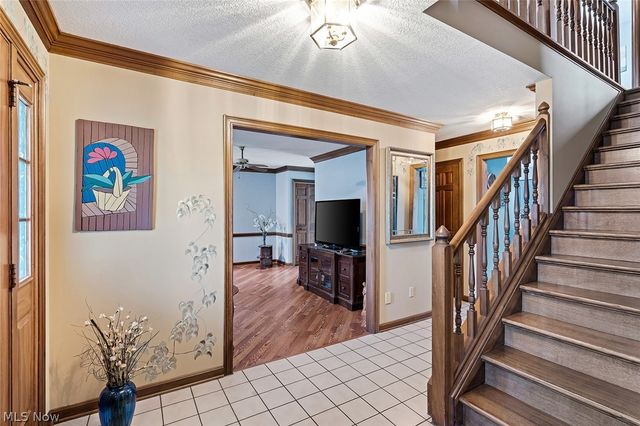 3053 Chablis Lane, Youngstown, OH 44514