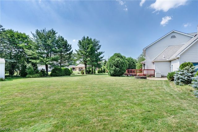 3053 Chablis Lane, Youngstown, OH 44514