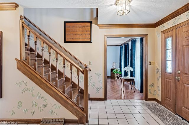 3053 Chablis Lane, Youngstown, OH 44514
