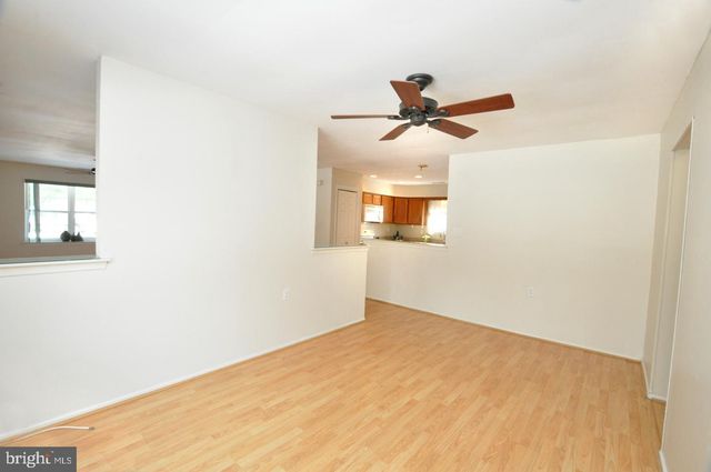 3 AVANDALE CT, Mount Laurel, NJ 08054