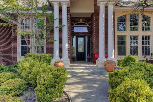 465 Hannah DR, Dripping Springs, TX 78620