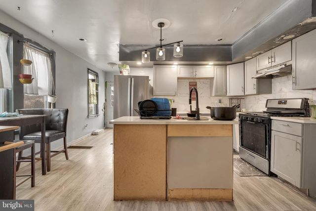 2282 COVE RD, Pennsauken, NJ 08110