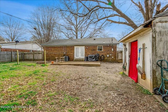 1818 Whitehead Drive, Southaven, MS 38671