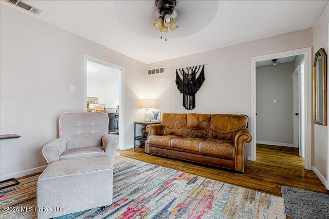 1818 Whitehead Drive, Southaven, MS 38671