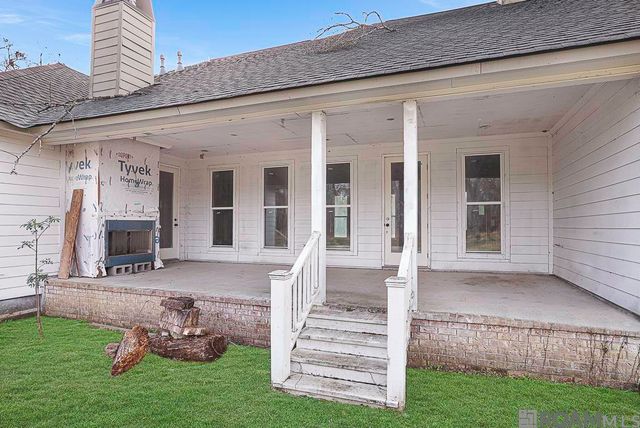 38384 N Robert Wilson Rd, Gonzales, LA 70737