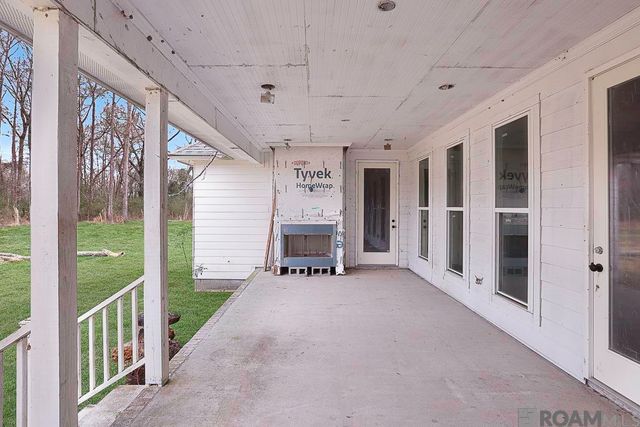 38384 N Robert Wilson Rd, Gonzales, LA 70737