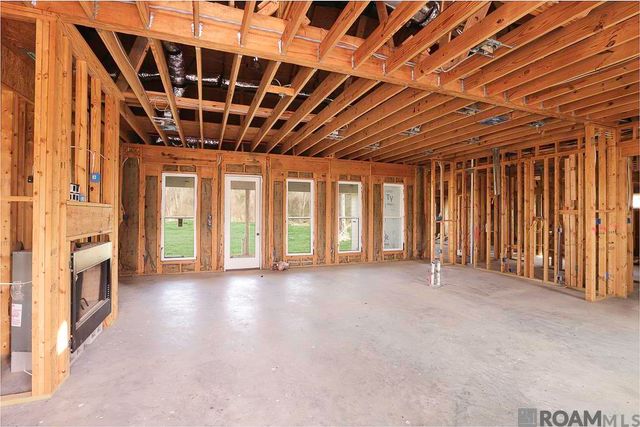 38384 N Robert Wilson Rd, Gonzales, LA 70737