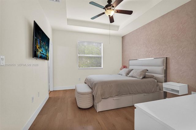 9255 W 33rd Lane 9255, Hialeah, FL 33018