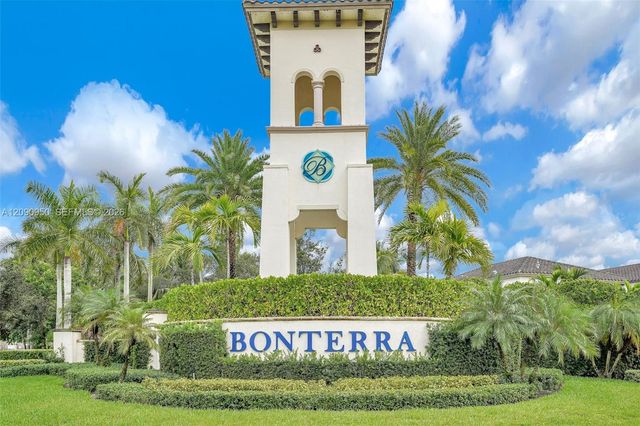 9255 W 33rd Lane 9255, Hialeah, FL 33018