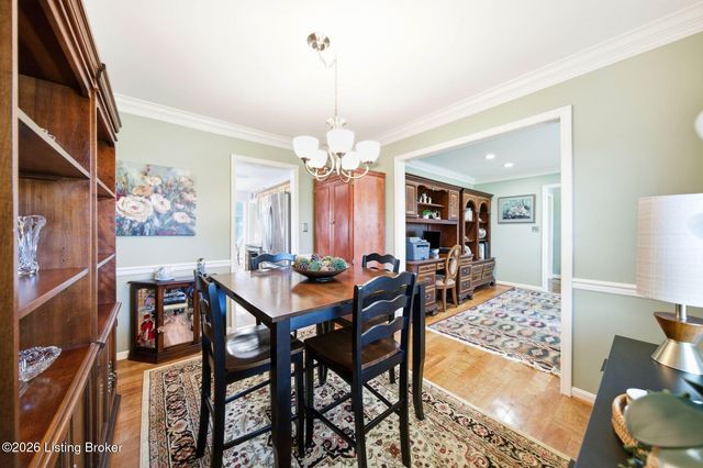 3425 Westwood Farms Dr, Louisville, KY 40220