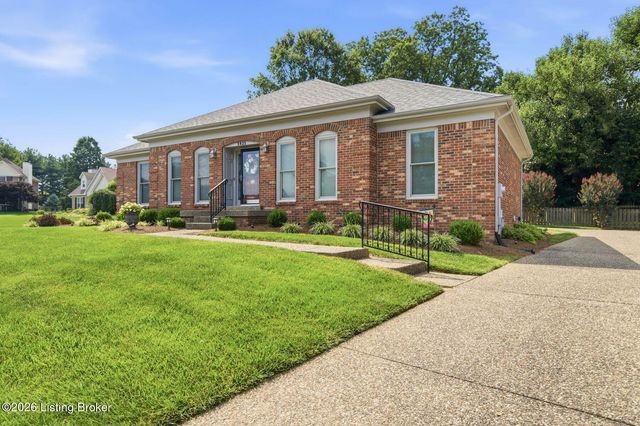 3425 Westwood Farms Dr, Louisville, KY 40220
