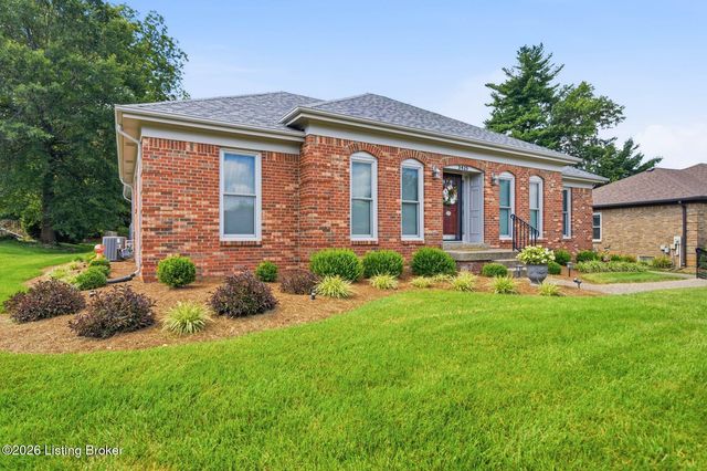 3425 Westwood Farms Dr, Louisville, KY 40220