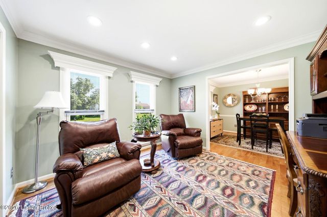 3425 Westwood Farms Dr, Louisville, KY 40220