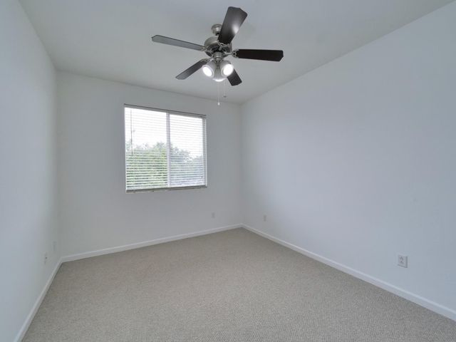 1989 Linden Rd, West Sacramento, CA 95691