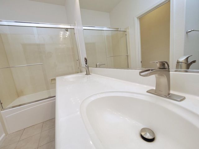 1989 Linden Rd, West Sacramento, CA 95691