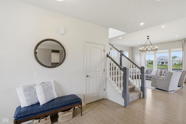 5402 Peachtree Road, Zionsville, IN 46077
