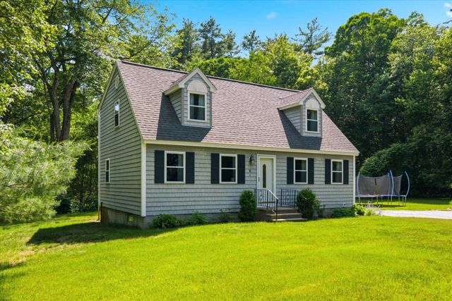 8 Oriole Lane, Londonderry, NH 03053