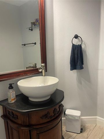 6820 THORNHILL CIRCLE, Windermere, FL 34786