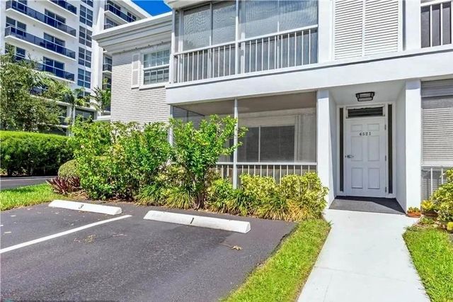 6521 Bay Club Drive 1, Fort Lauderdale, FL 33308