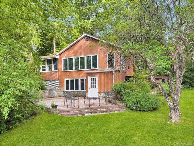 24 Lake Celeste Drive, Garrison, NY 10524