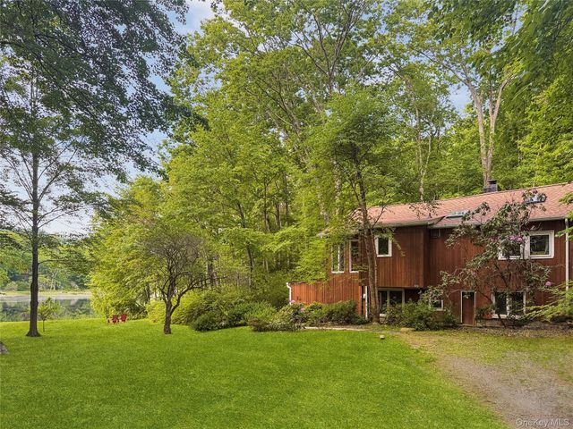 24 Lake Celeste Drive, Garrison, NY 10524