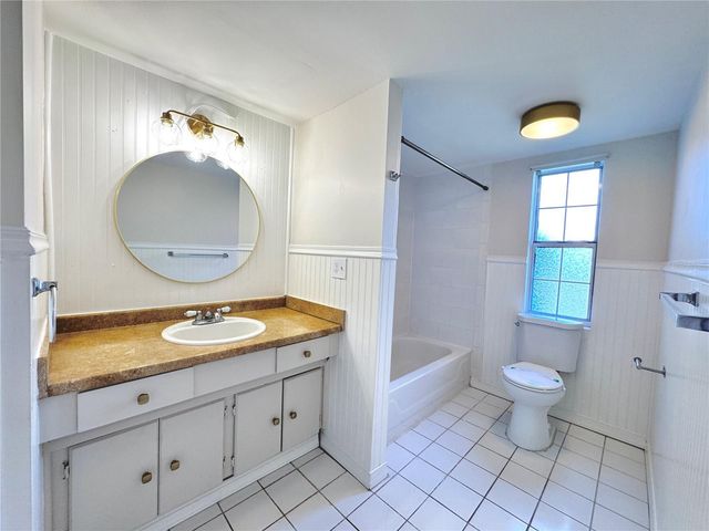 1000 S SEMORAN BOULEVARD 305, Winter Park, FL 32792