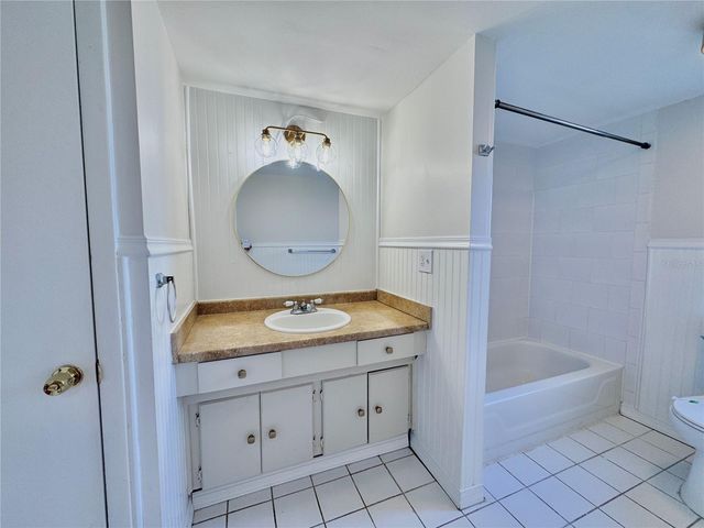 1000 S SEMORAN BOULEVARD 305, Winter Park, FL 32792