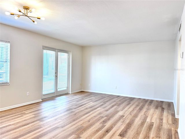 1000 S SEMORAN BOULEVARD 305, Winter Park, FL 32792