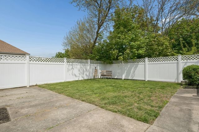 31 Villa Rd, Shrewsbury, MA 01545