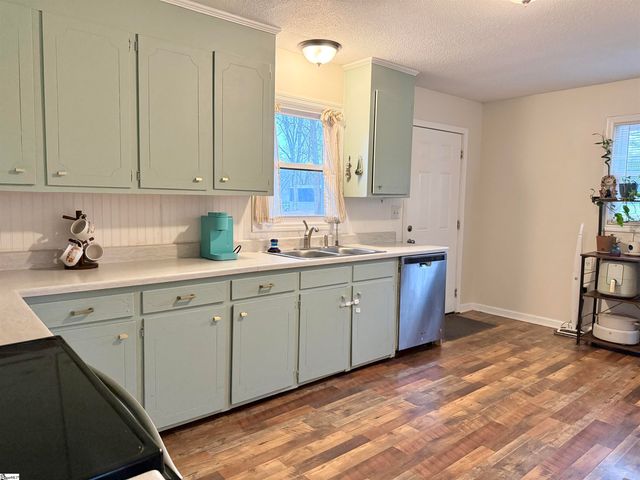 1414 P And N Drive, Anderson, SC 29621