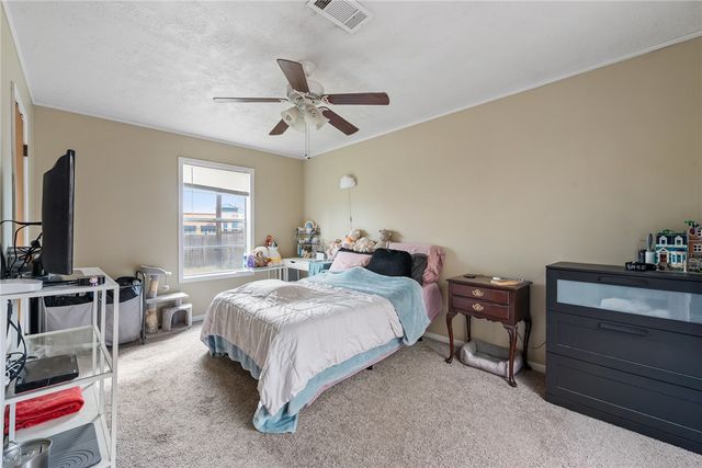 3239 Red Robin Loop, Bryan, TX 77802