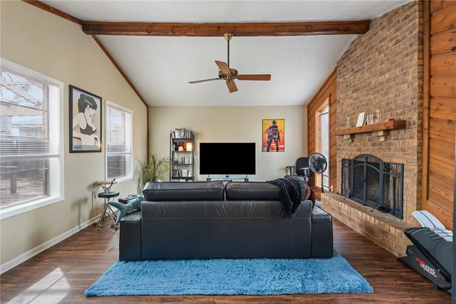 3239 Red Robin Loop, Bryan, TX 77802