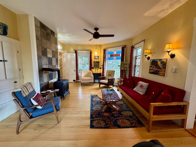 191 River Road, Piermont, NH 03779