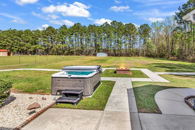 121 Bear Branch Ct., Longs, SC 29568