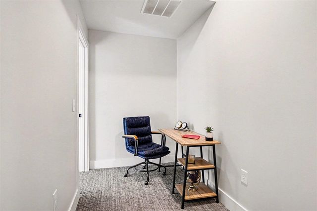 826 Fairview Avenue 4, Grand Rapids, MI 49503